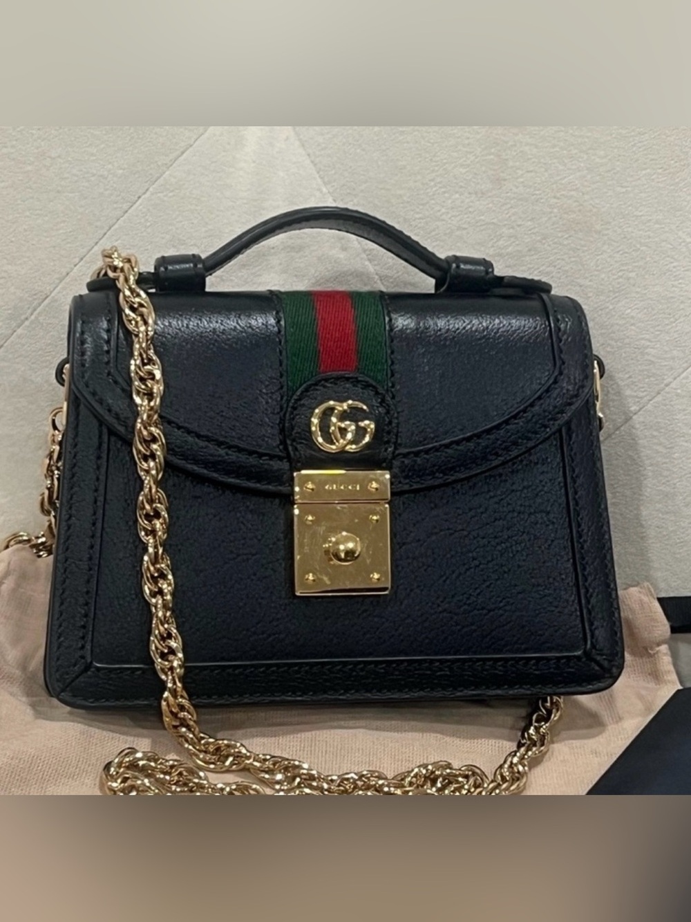 Gucci Ophidia Mini Padlock Top
Handle crossbody Bag